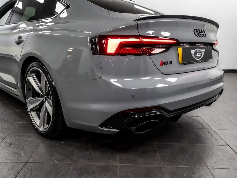 AUDI RS5