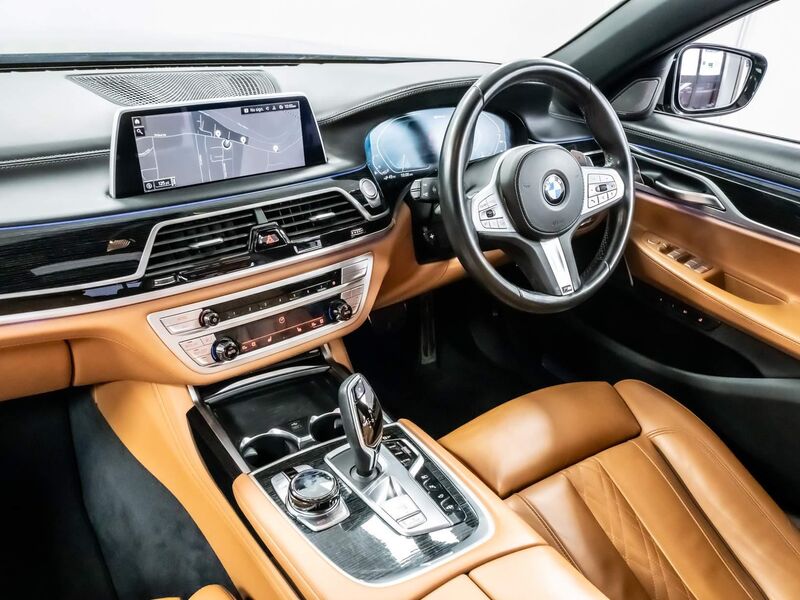 BMW 7 SERIES