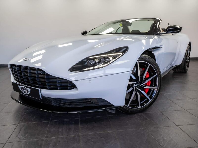 ASTON MARTIN DB11