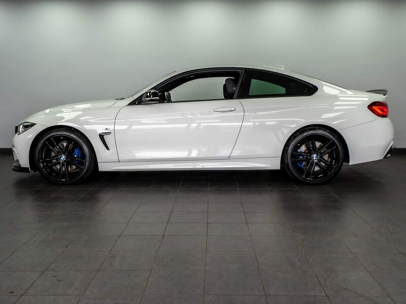 BMW 4 SERIES