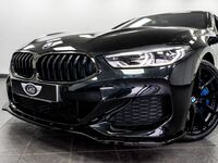 BMW 8 SERIES