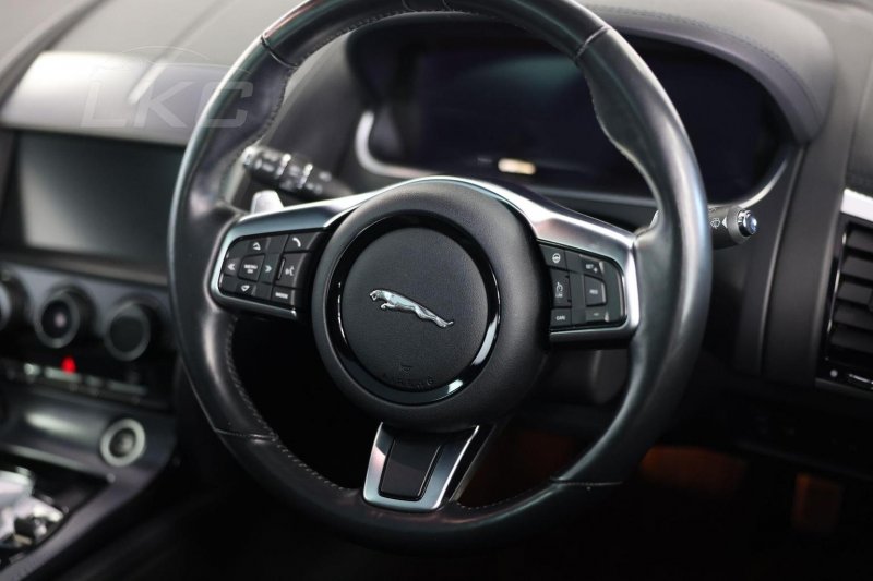 JAGUAR F-TYPE