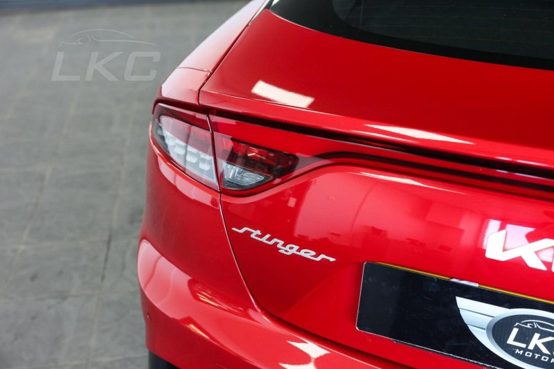 KIA STINGER