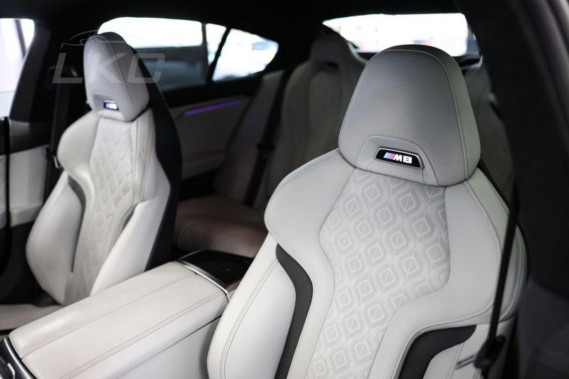 BMW M8 GRAN COUPE