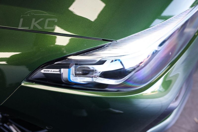 BMW M8 GRAN COUPE