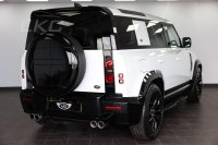 LAND ROVER DEFENDER 110