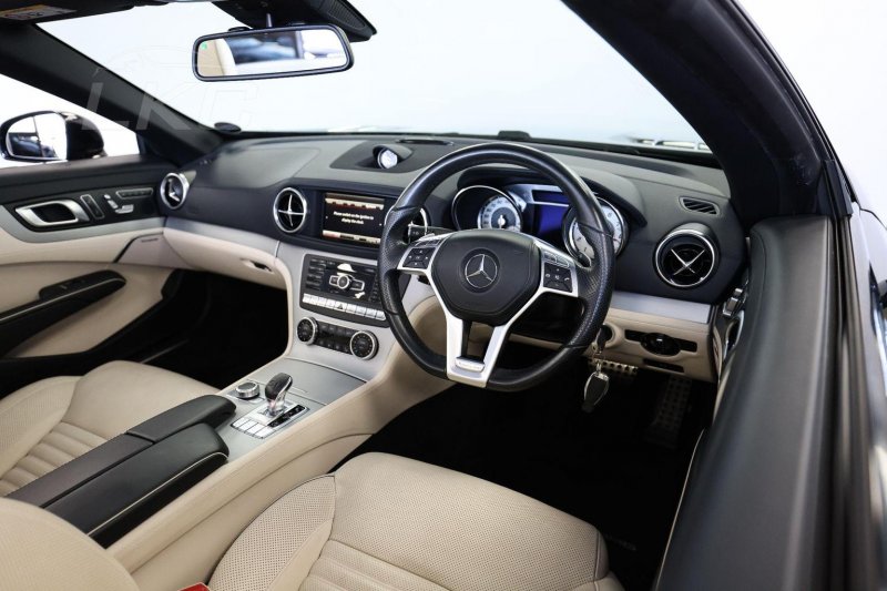 MERCEDES-BENZ SL