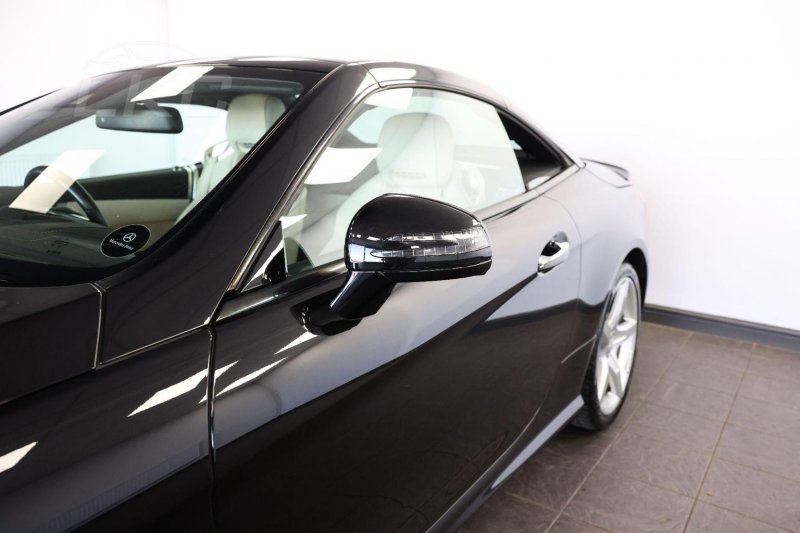 MERCEDES-BENZ SL