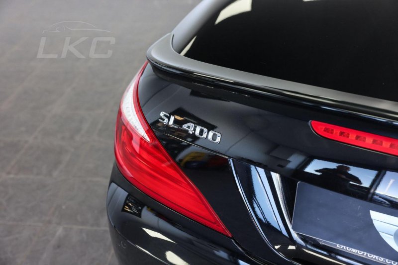 MERCEDES-BENZ SL