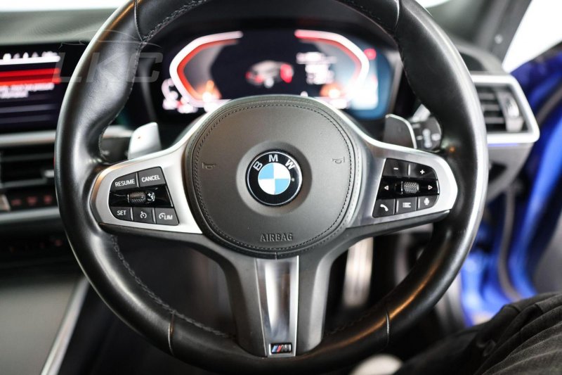 BMW 3 SERIES