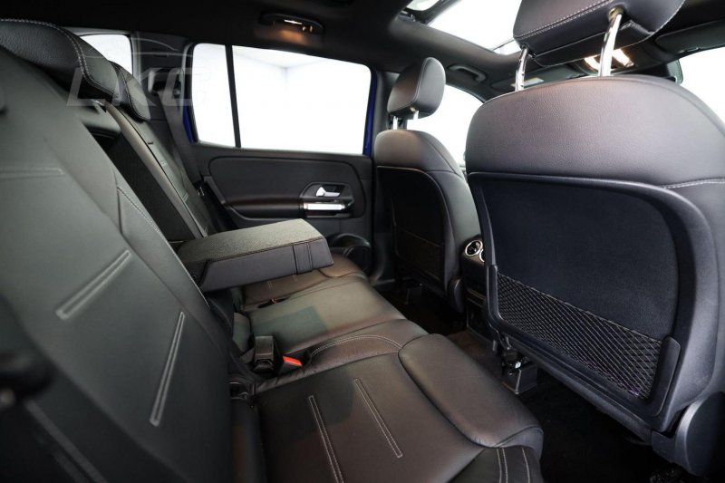 MERCEDES-BENZ GLB CLASS