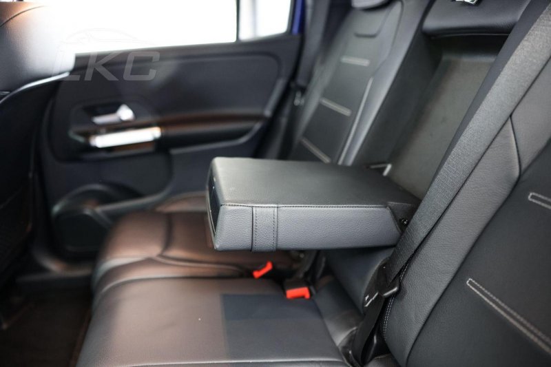 MERCEDES-BENZ GLB CLASS