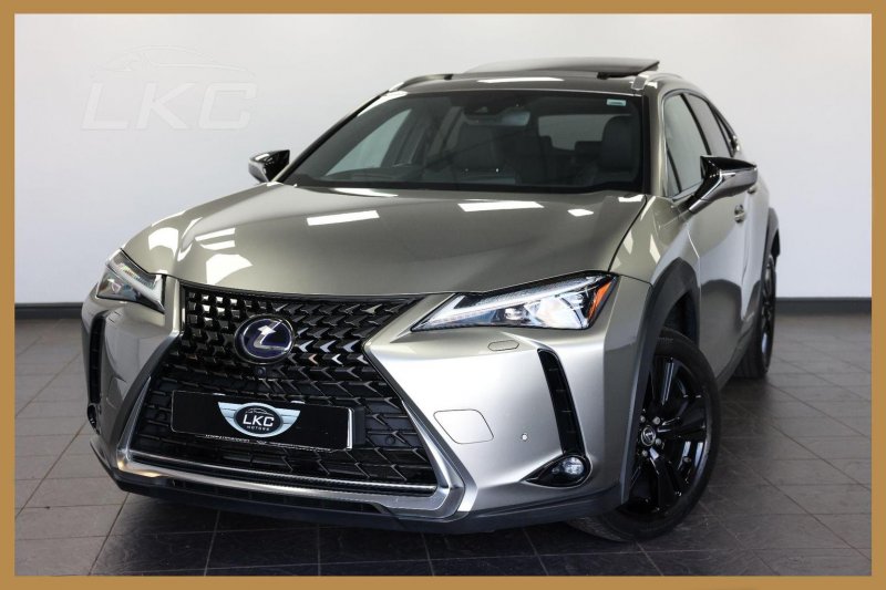 LEXUS UX