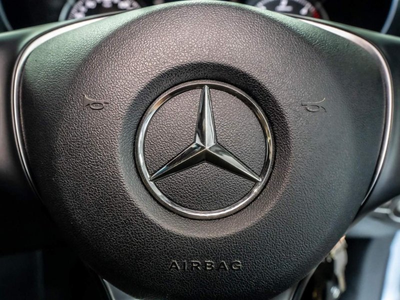 MERCEDES-BENZ X CLASS
