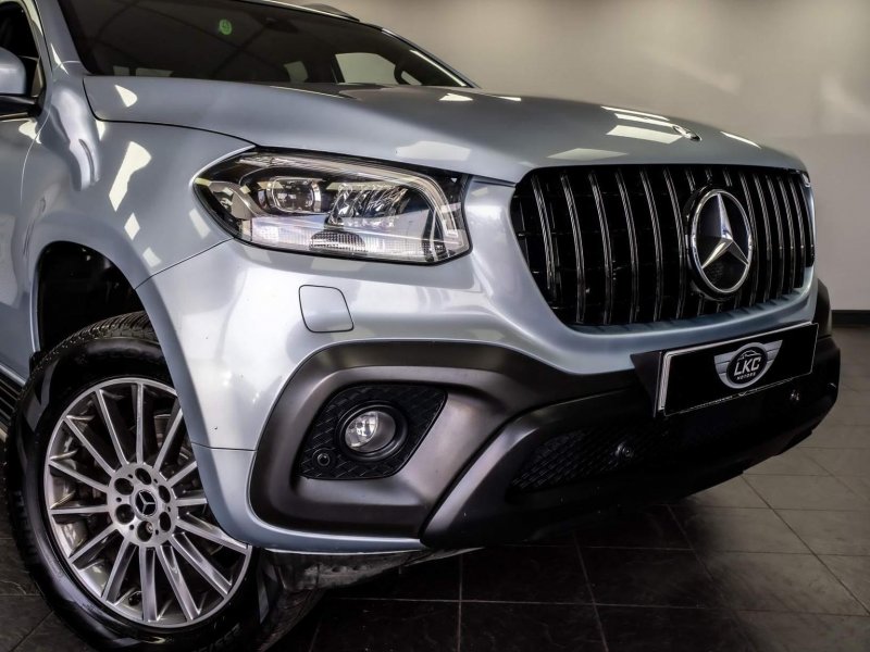 MERCEDES-BENZ X CLASS
