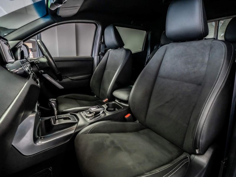 MERCEDES-BENZ X CLASS