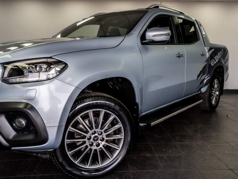 MERCEDES-BENZ X CLASS