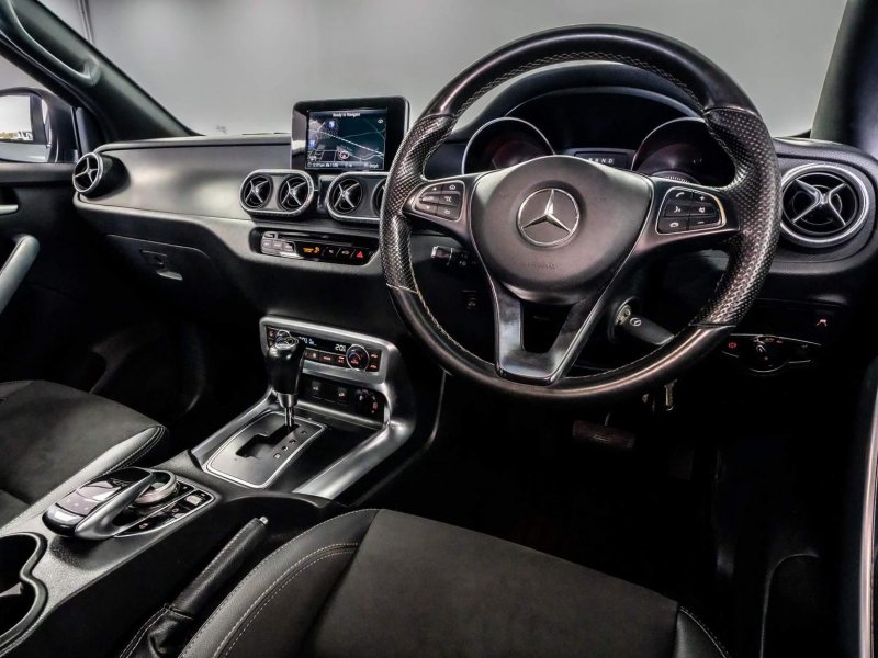 MERCEDES-BENZ X CLASS