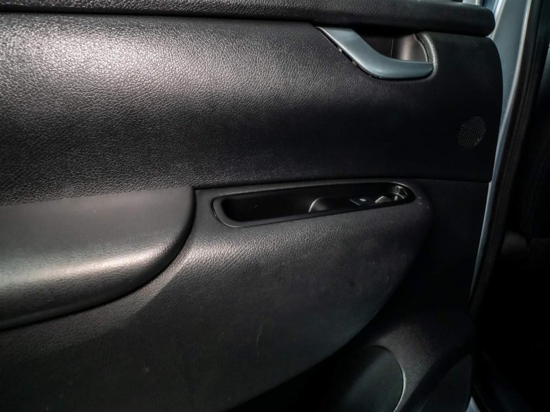 MERCEDES-BENZ X CLASS
