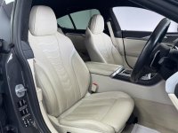 BMW 8 SERIES