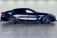 BMW 8 SERIES