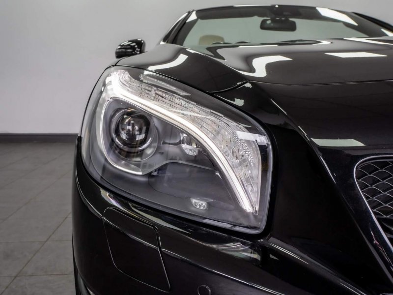 MERCEDES-BENZ SL