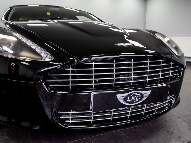 ASTON MARTIN RAPIDE