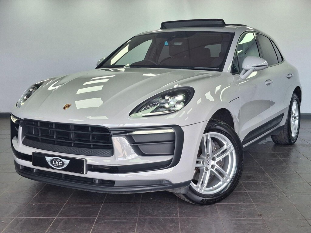 2022 Porsche MACAN